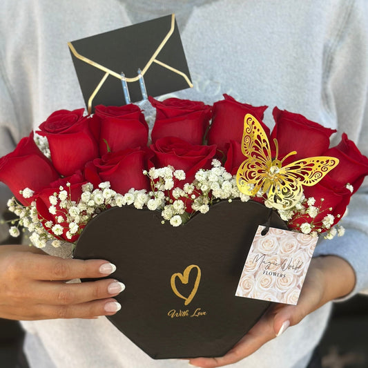 Arch of Roses - Black Box - Magic World Flowers