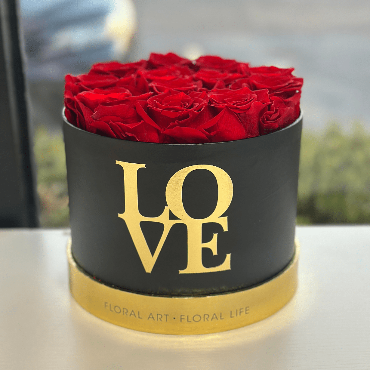 Black Love Box - Preserved Roses - Magic World Flowers