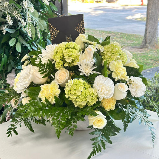 Ceramic Centerpiece - Vases - Magic World Flowers