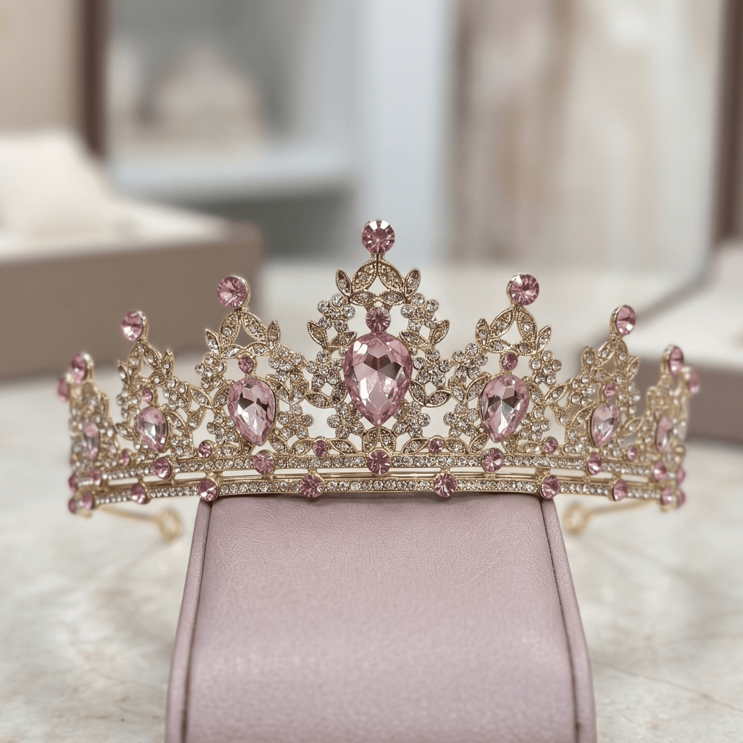 Gold & Pink Tiara | Ramo Buchón Add - On - Magic World Flowers