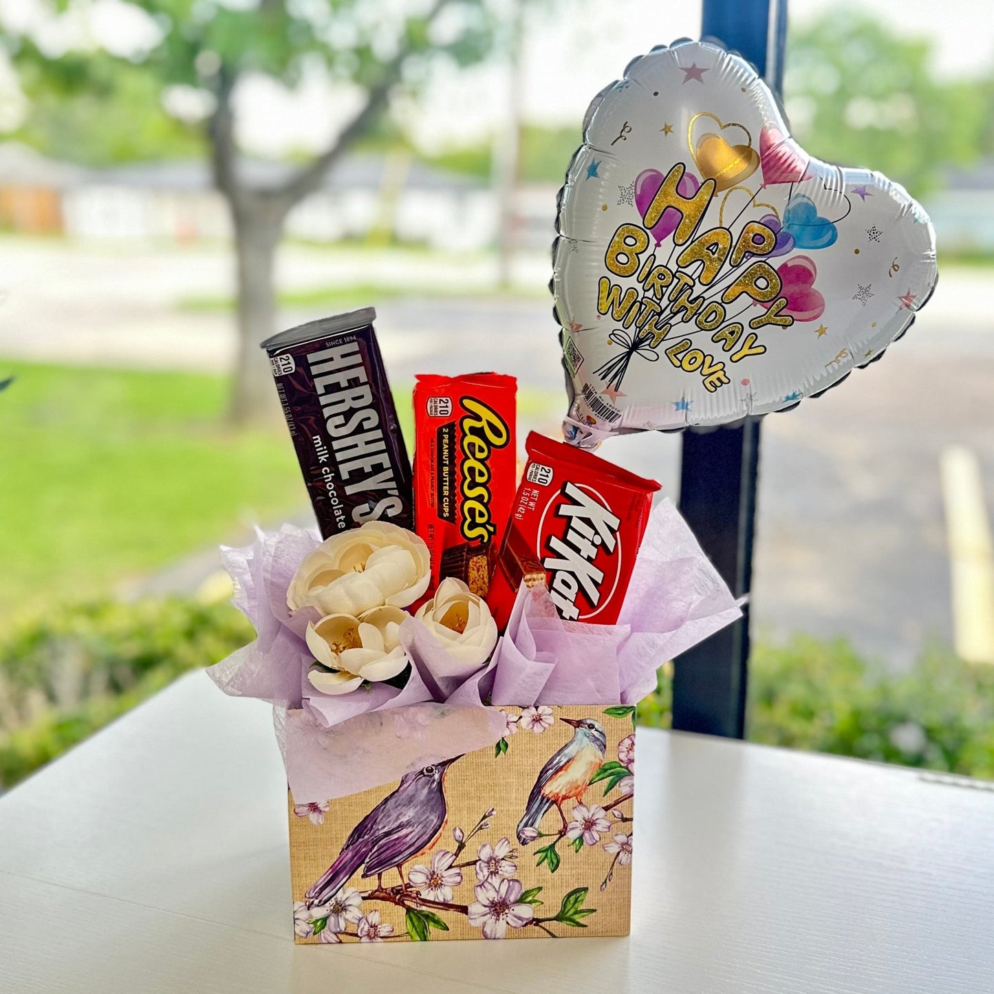 Mini Birthday Gift Box - Chocolates - Magic World Flowers