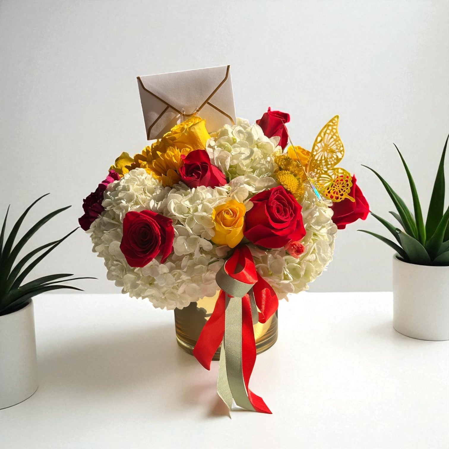 Mini Gold Cylinder — Vases - Magic World Flowers