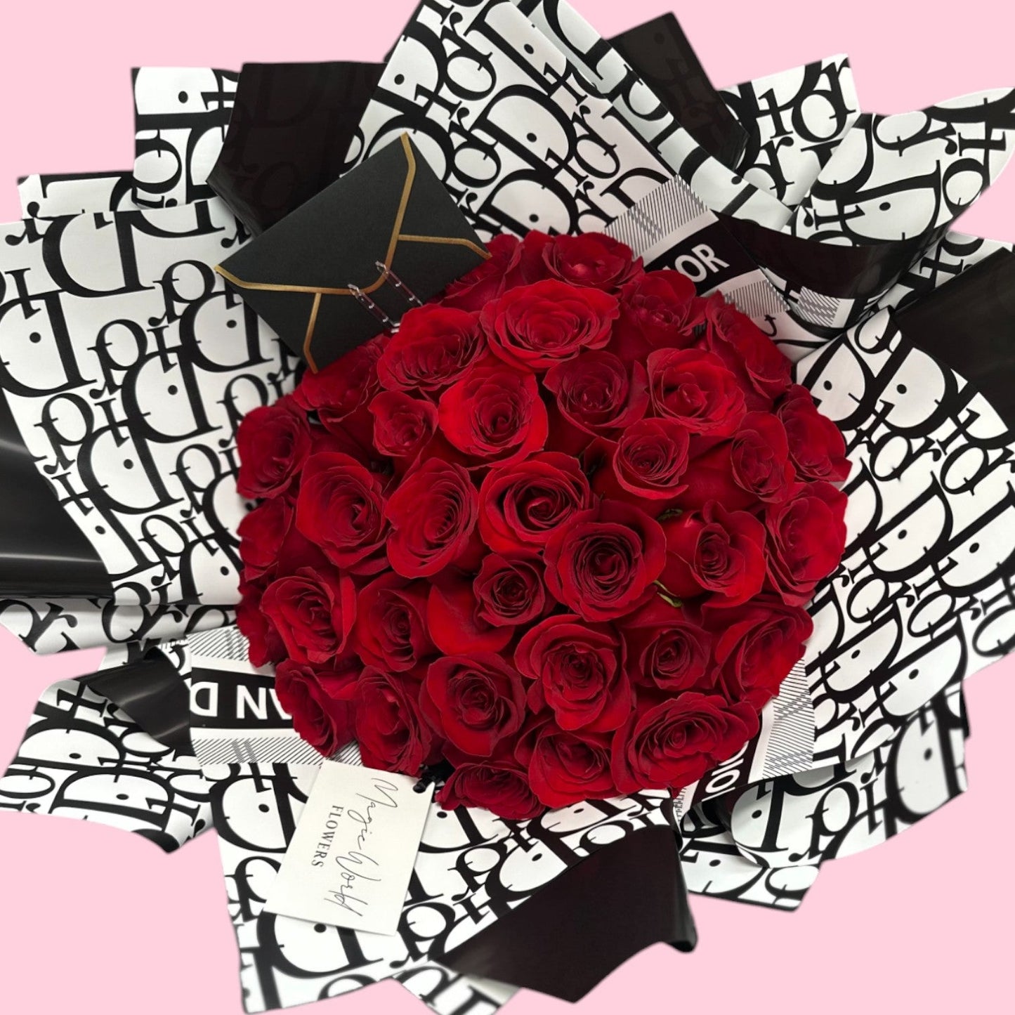 Ramo Buchon - Classic Hand Bouquet of Red Roses - Magic World Flowers