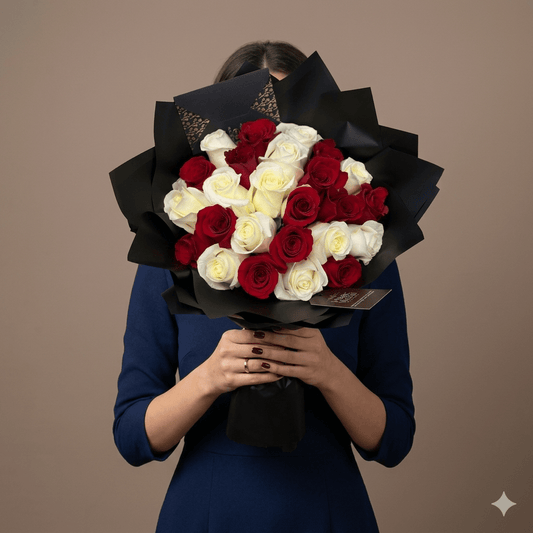 Ramo Buchon - Classic Hand Bouquet of White & Red Roses - Magic World Flowers