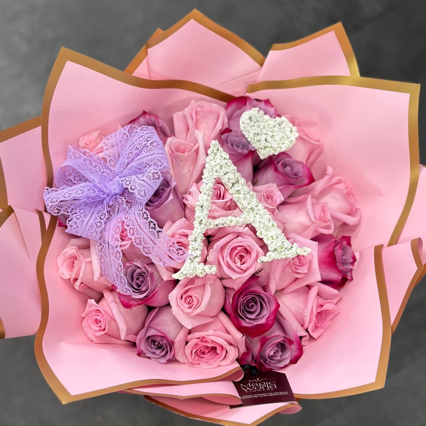Ramo Buchon - Initial Hand Bouquet of Pink Roses - Magic World Flowers