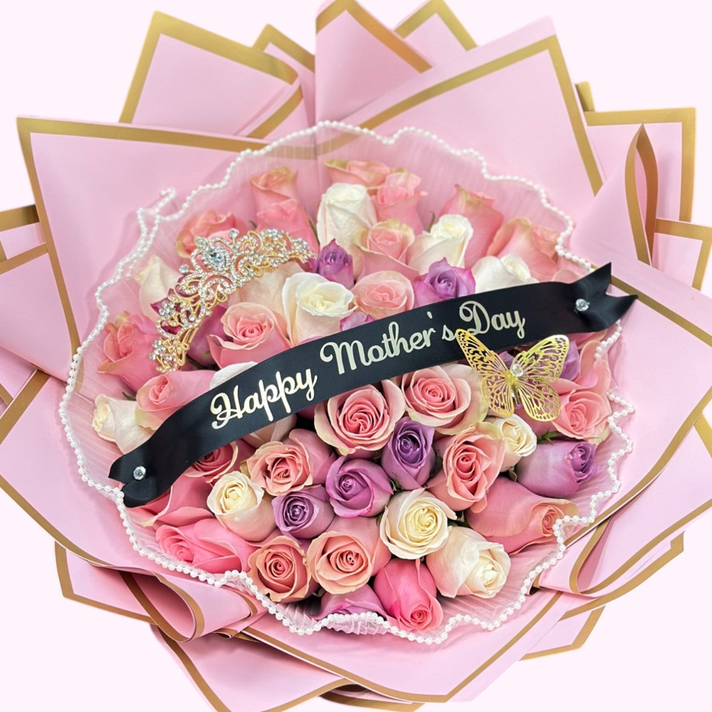 Royal Ramo Buchon – 50 Roses, Tiara & Custom Banner - Mother's Day Collection - Magic World Flowers