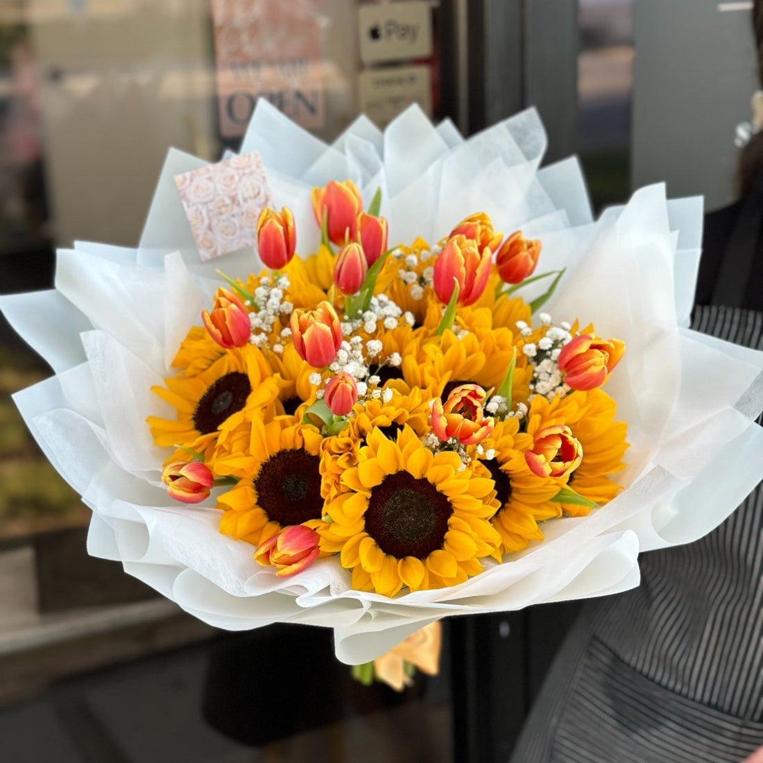 The Celebration of Yellow Flowers – A Symbol of Light, Joy, and Renewal - Magic World Flowers