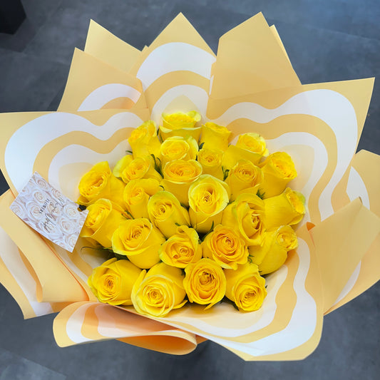 Classic Hand Bouquet of Yellow Roses