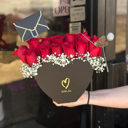 Arch of Roses - Black Box - Magic World Flowers