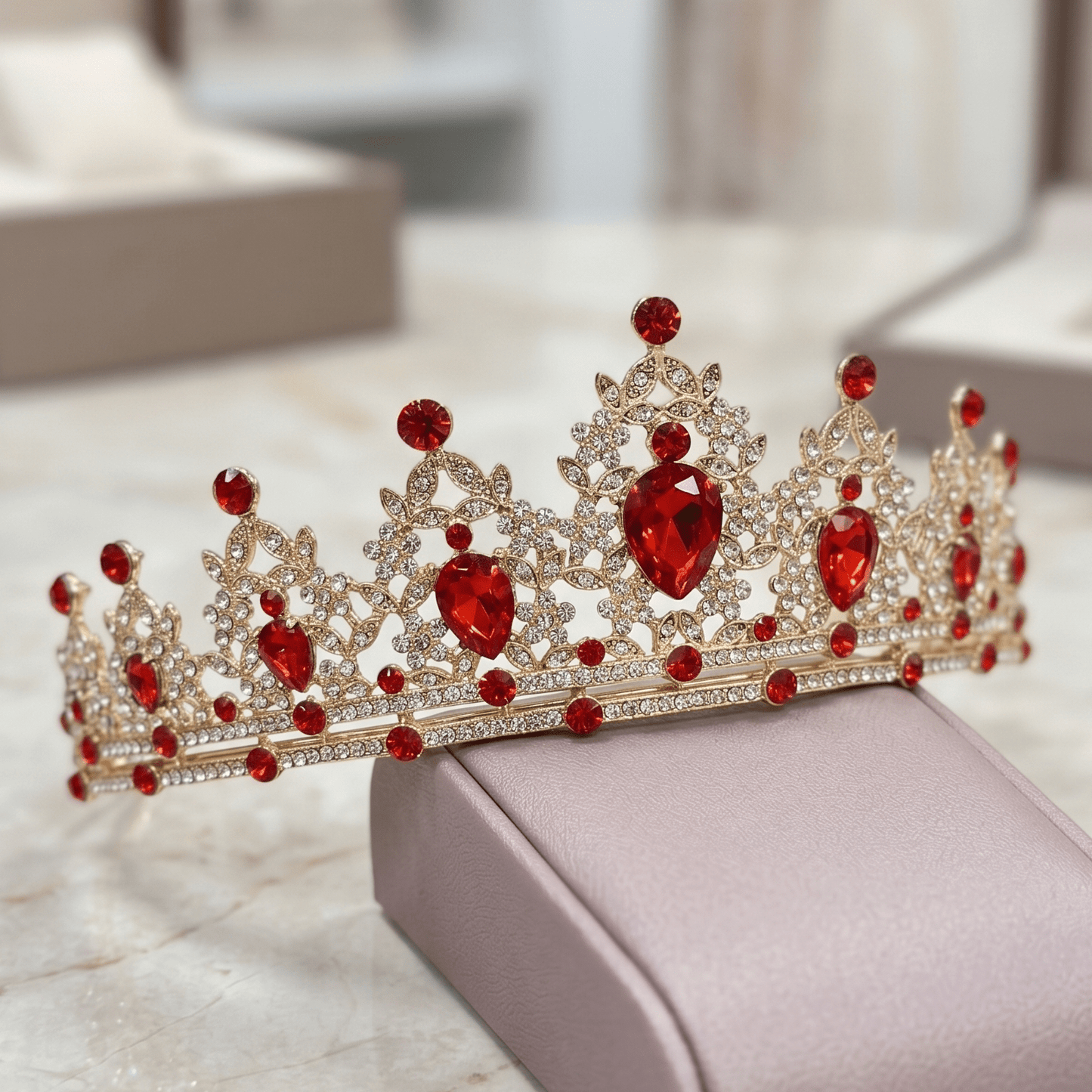 Gold & Red Tiara | Ramo Buchón Add - On - Magic World Flowers