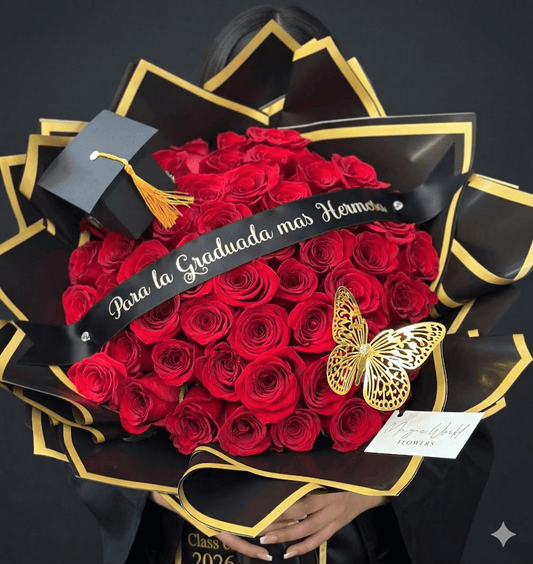 Graduation Bouquet 50 Red Roses | Para la Graduada Más Hermosa - Magic World Flowers