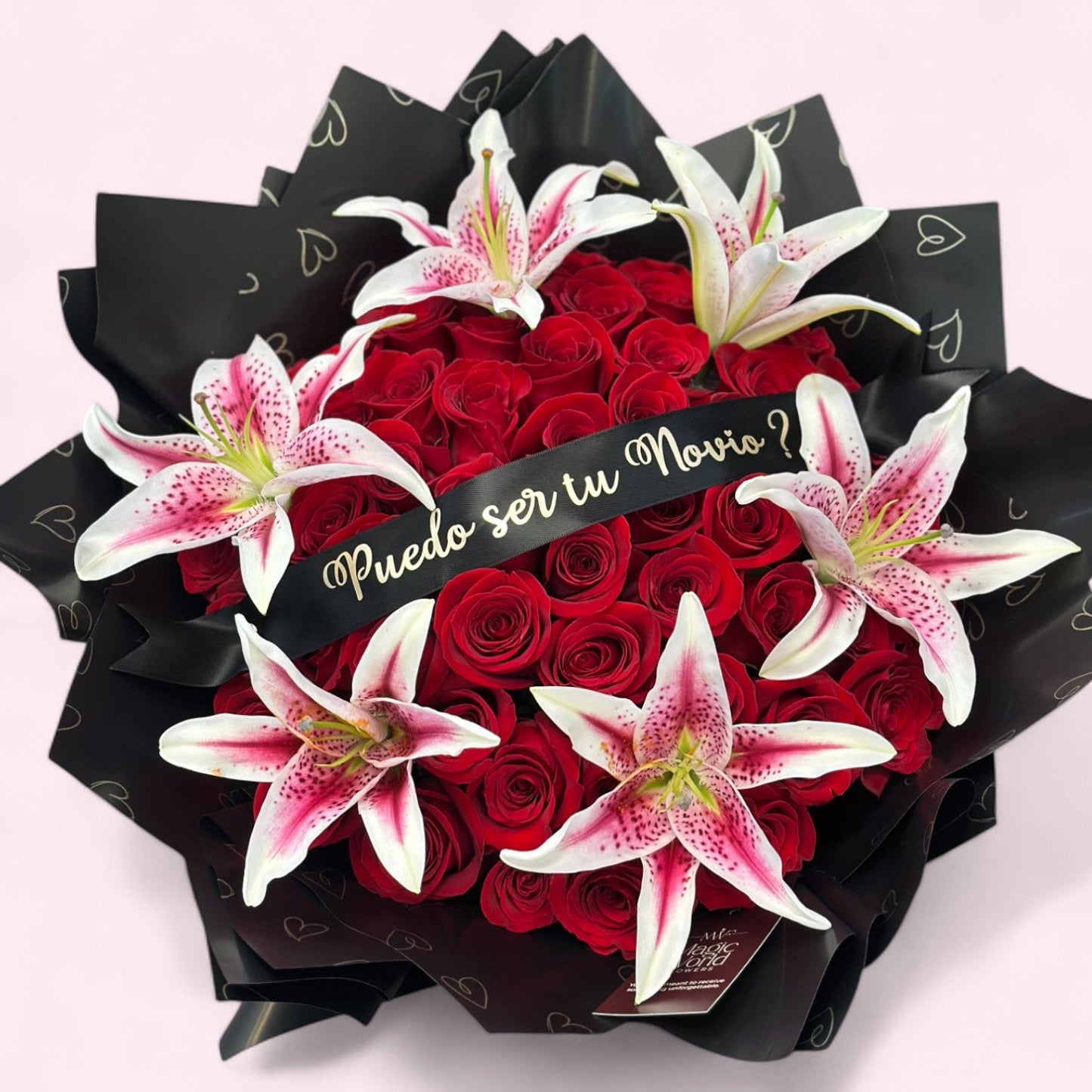 Lily Luxe Ramo Buchon – Floral Hand Bouquet - Magic World Flowers