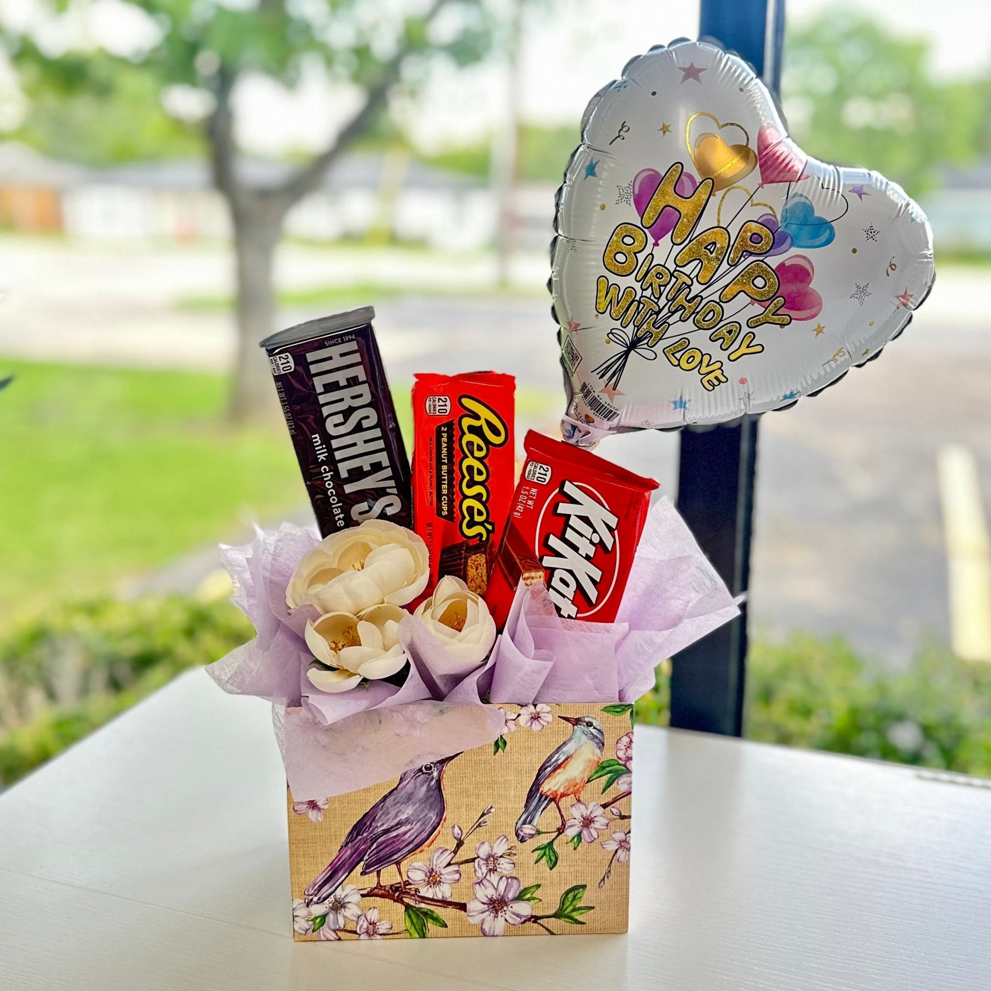 Mini Birthday Gift Box - Chocolates - Magic World Flowers