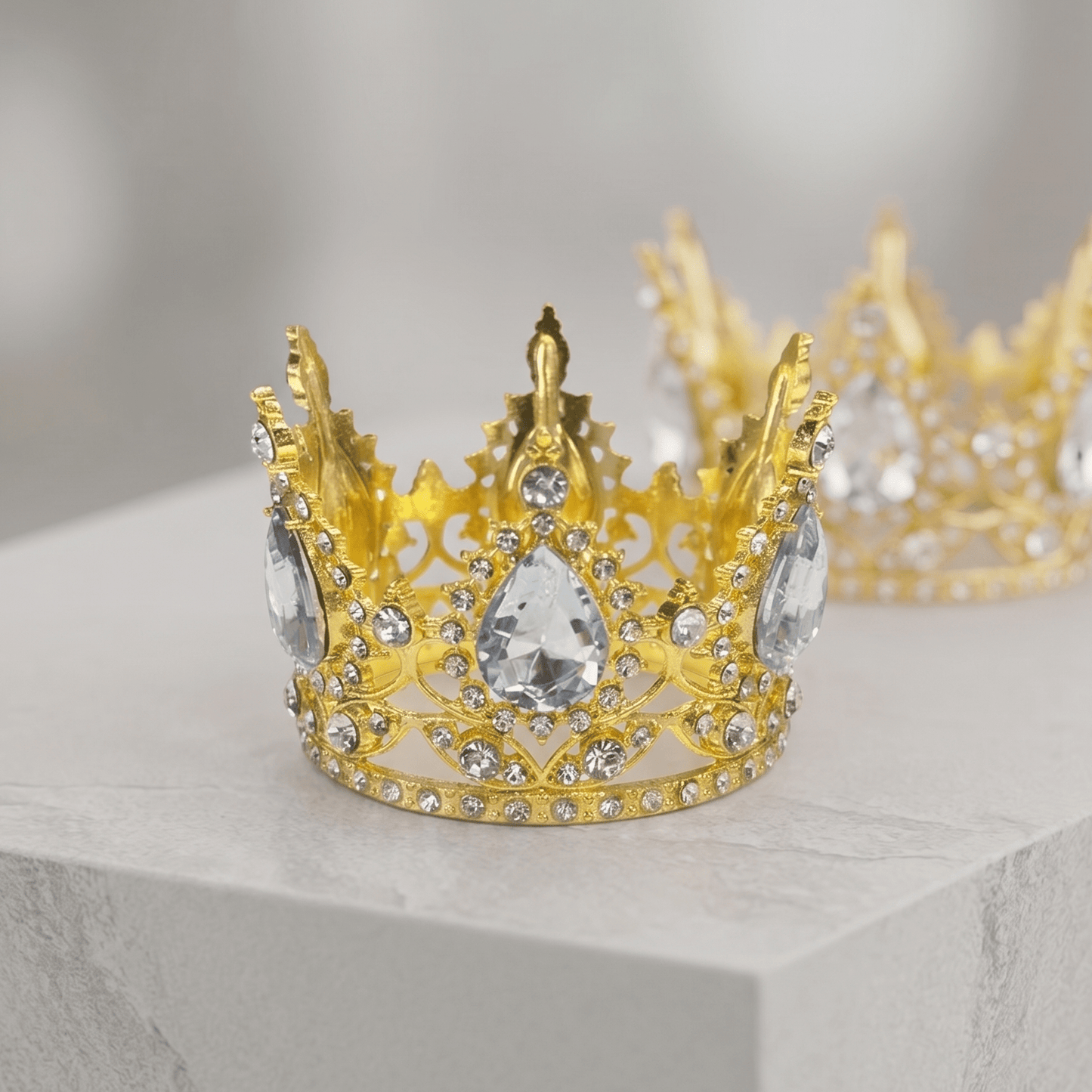 Mini Decorative Crown | Gold & Silver — Ramo Buchón Add - On - Magic World Flowers