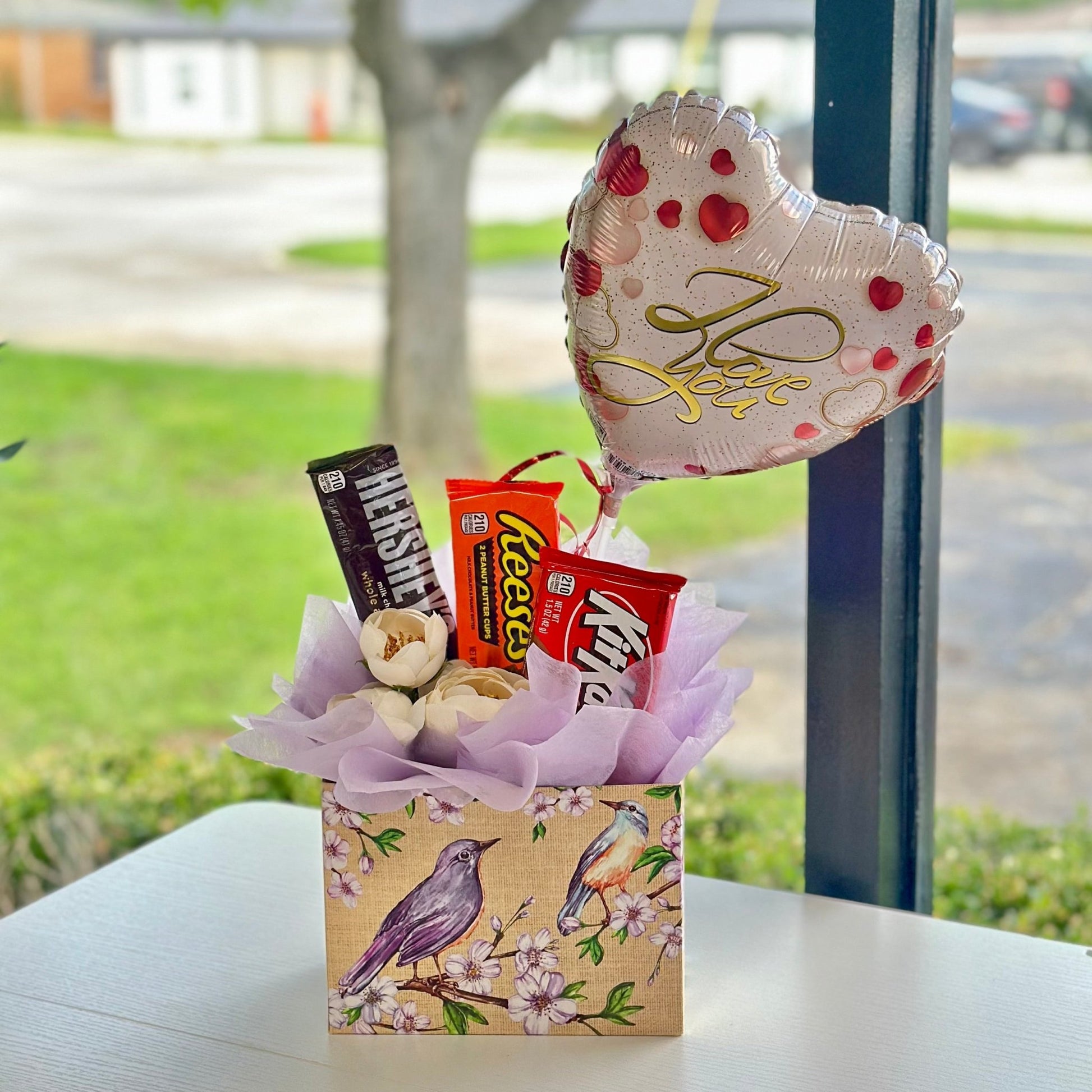 Mini I Love You Gift Box - Chocolates - Magic World Flowers