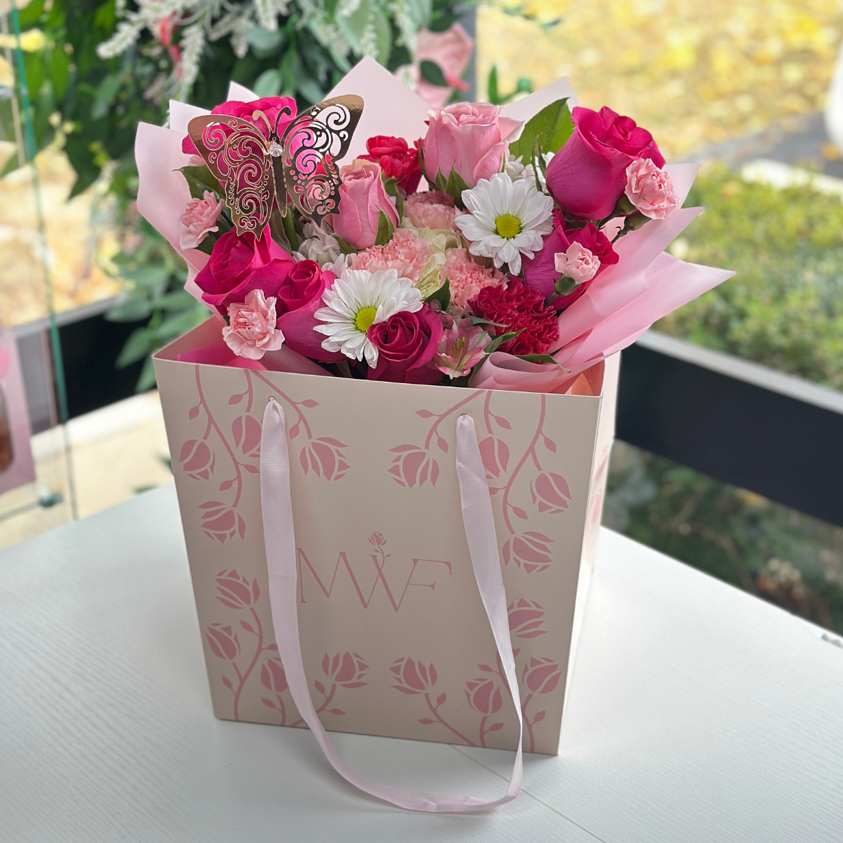 Mix Modern Bouquet - Special - Magic World Flowers