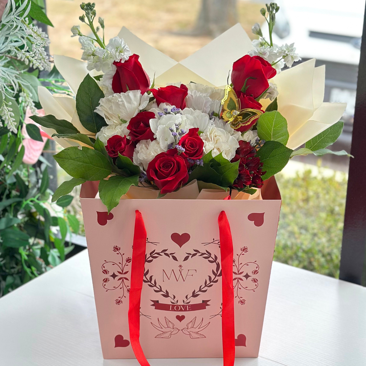 Mix Modern Bouquet - Special - Magic World Flowers