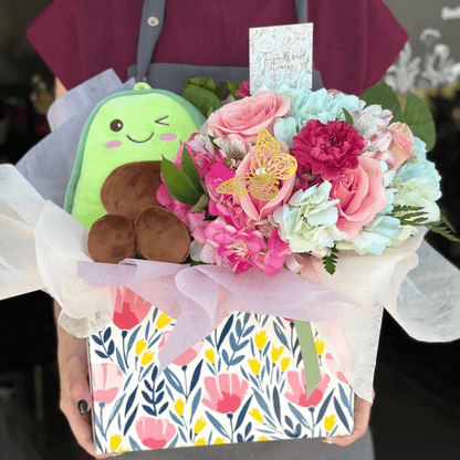 Mother’s Day Gift Box – Happy Heart Plush & Floral Vase - Mother's Day Collection - Magic World Flowers