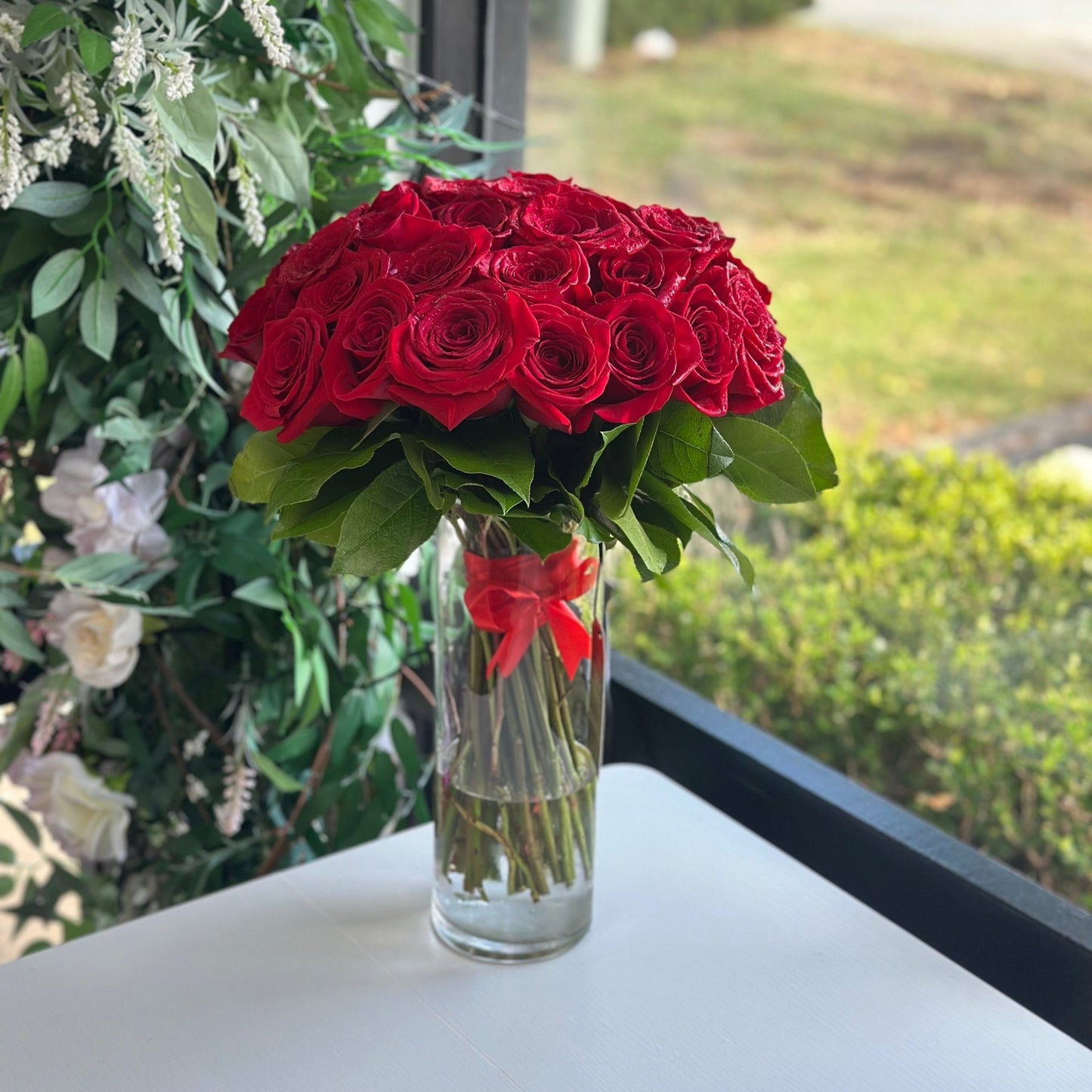 Naked Roses – Vases - Magic World Flowers