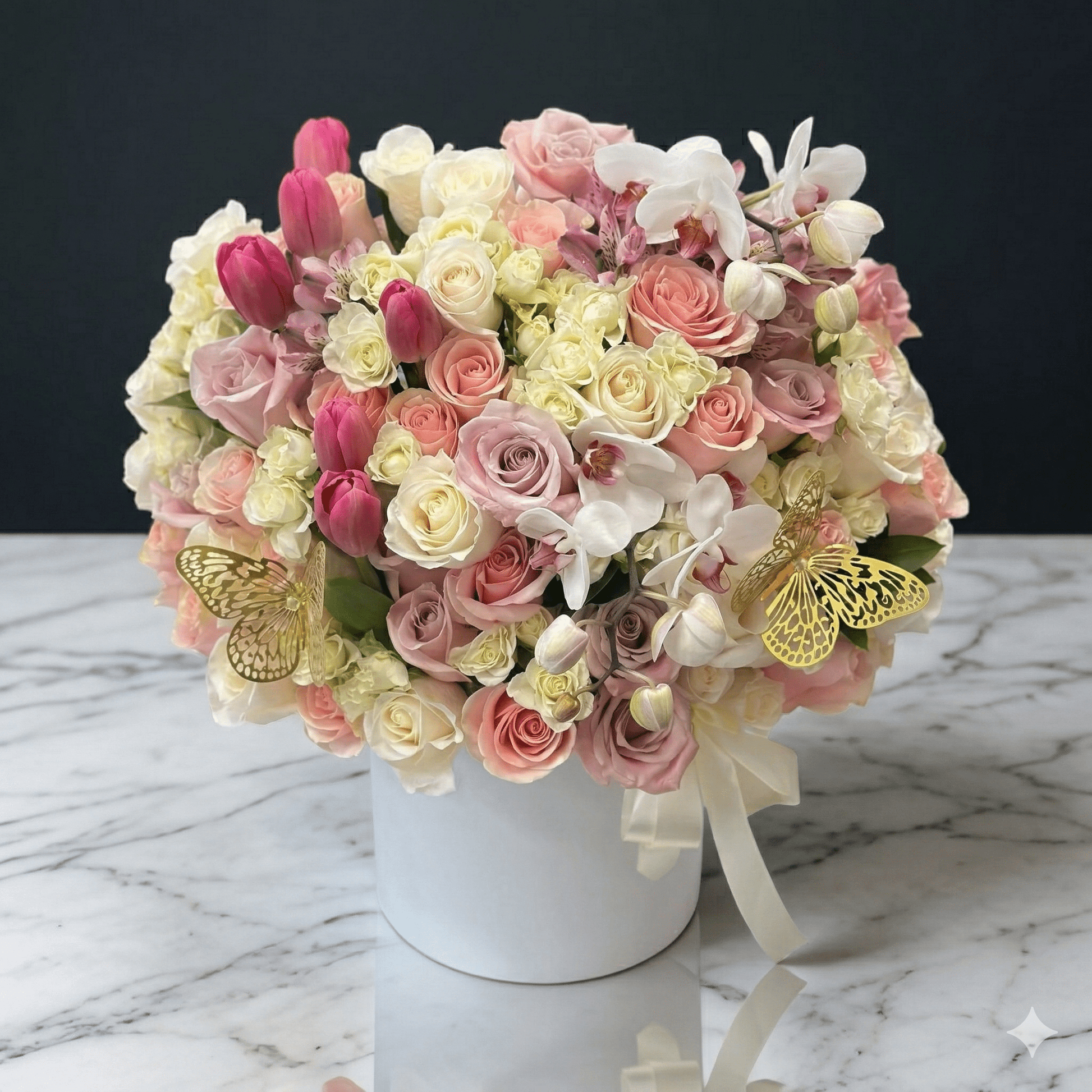 One of a Kind Box — Bestseller - Magic World Flowers
