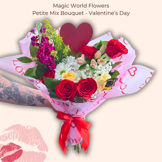Petite Mix Bouquet - Valentine's Day - Magic World Flowers