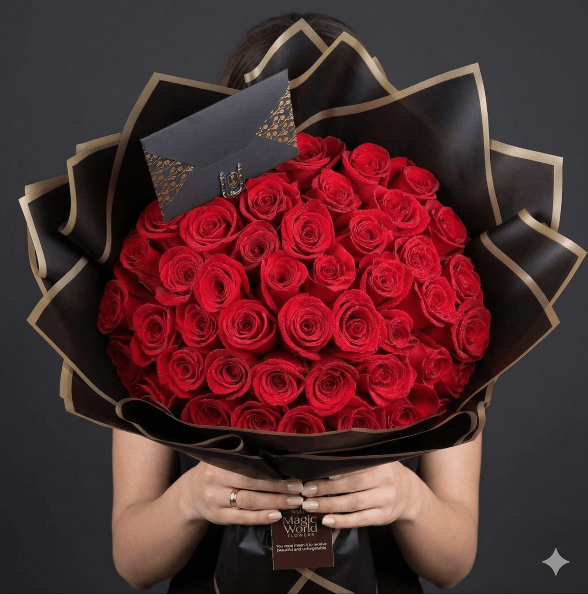 50 Count Roses Ramo Ramo Buchon - 50 Roses Ramo Buchon - Best Seller – Magic World Flowers