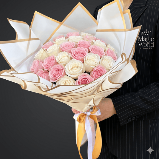 Ramo Buchon - Classic Hand Bouquet of Pink & White Roses - Magic World Flowers