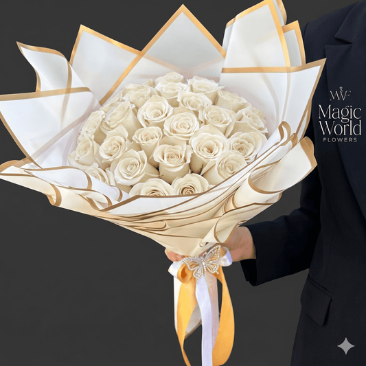 Ramo Buchon - Classic Hand Bouquet of White Roses - Magic World Flowers