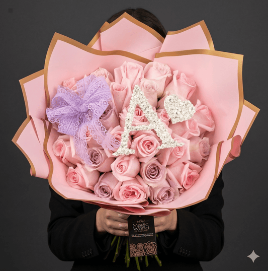 Ramo Buchon - Initial Hand Bouquet of Pink Roses - Magic World Flowers