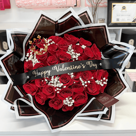 Signature Ramo Buchon - Valentine's Day - Magic World Flowers