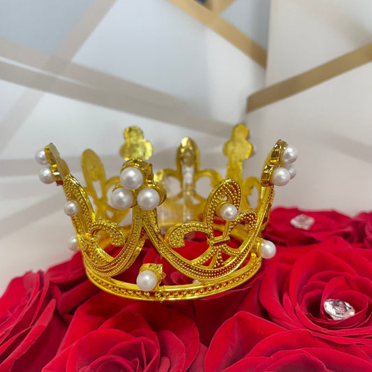 Small Crown for Ramo Buchon - Magic World Flowers