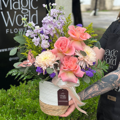Soft Landing | Modern Blooms Basket - Magic World Flowers