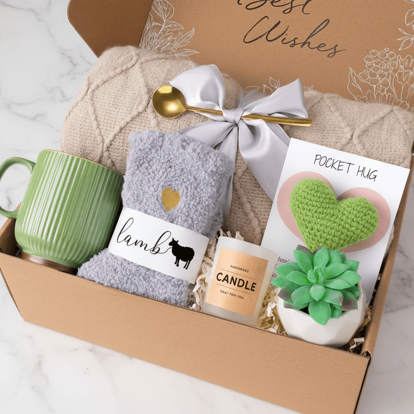 Specially for you - Mini Gift Basket - Magic World Flowers