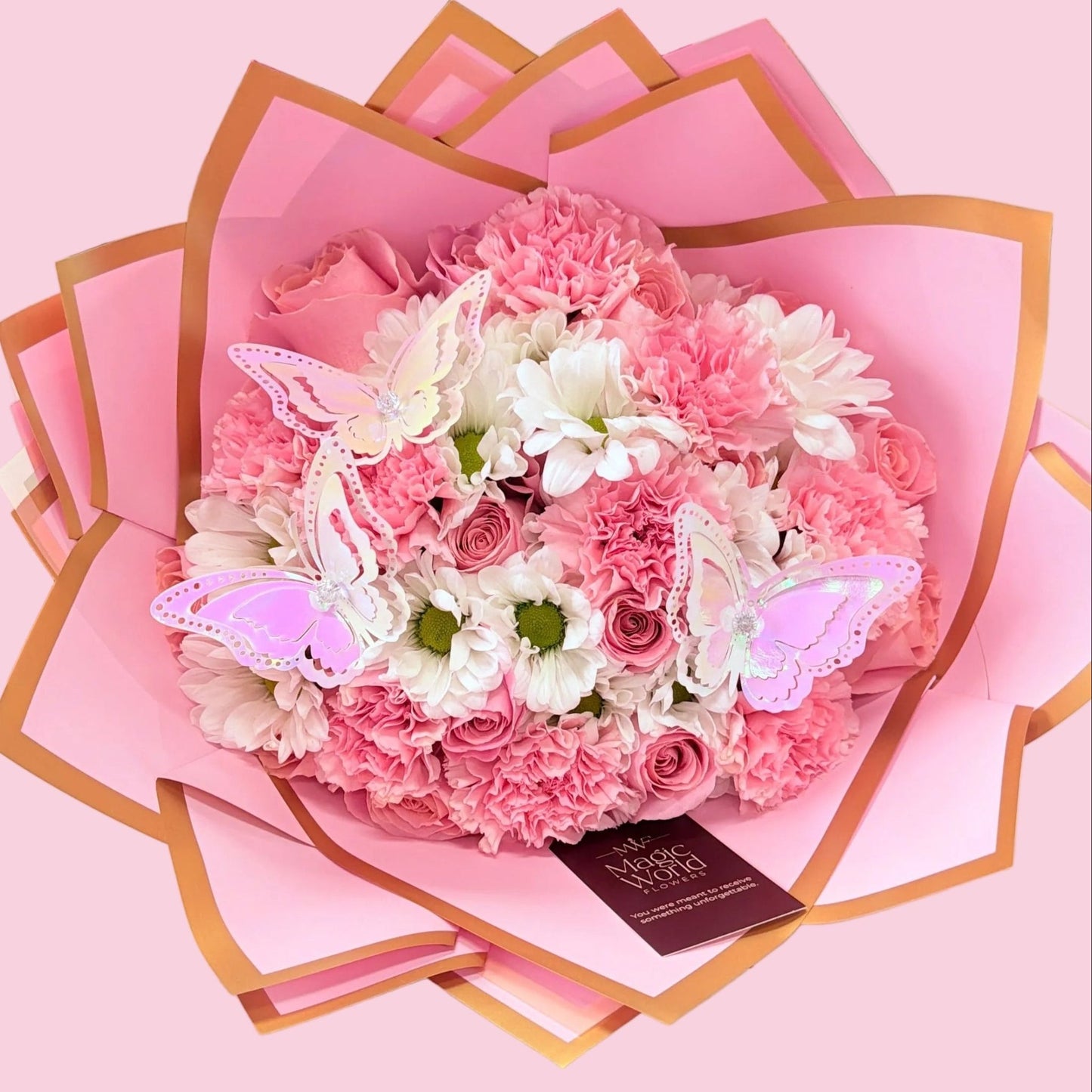 Sweetest Daisies and Roses Bouquet - Fresh Flowers Hand Bouquet - Magic World Flowers