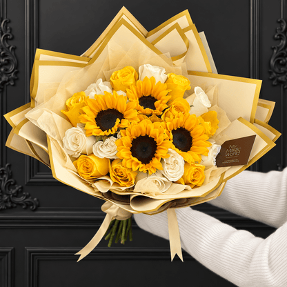 Very Yellow Ramo Buchon - Flores Amarillas Collection - Magic World Flowers