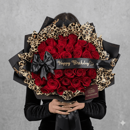 Wild Love Ramo Buchon – Floral Hand Bouquet - Magic World Flowers