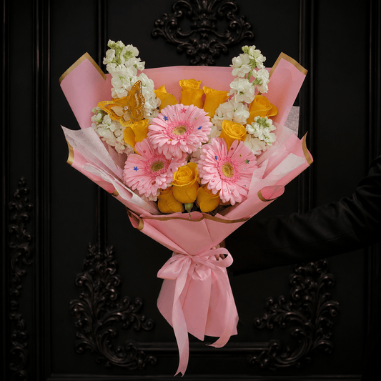 Yellow Barbie Girl - Flores Amarillas Collection - Magic World Flowers